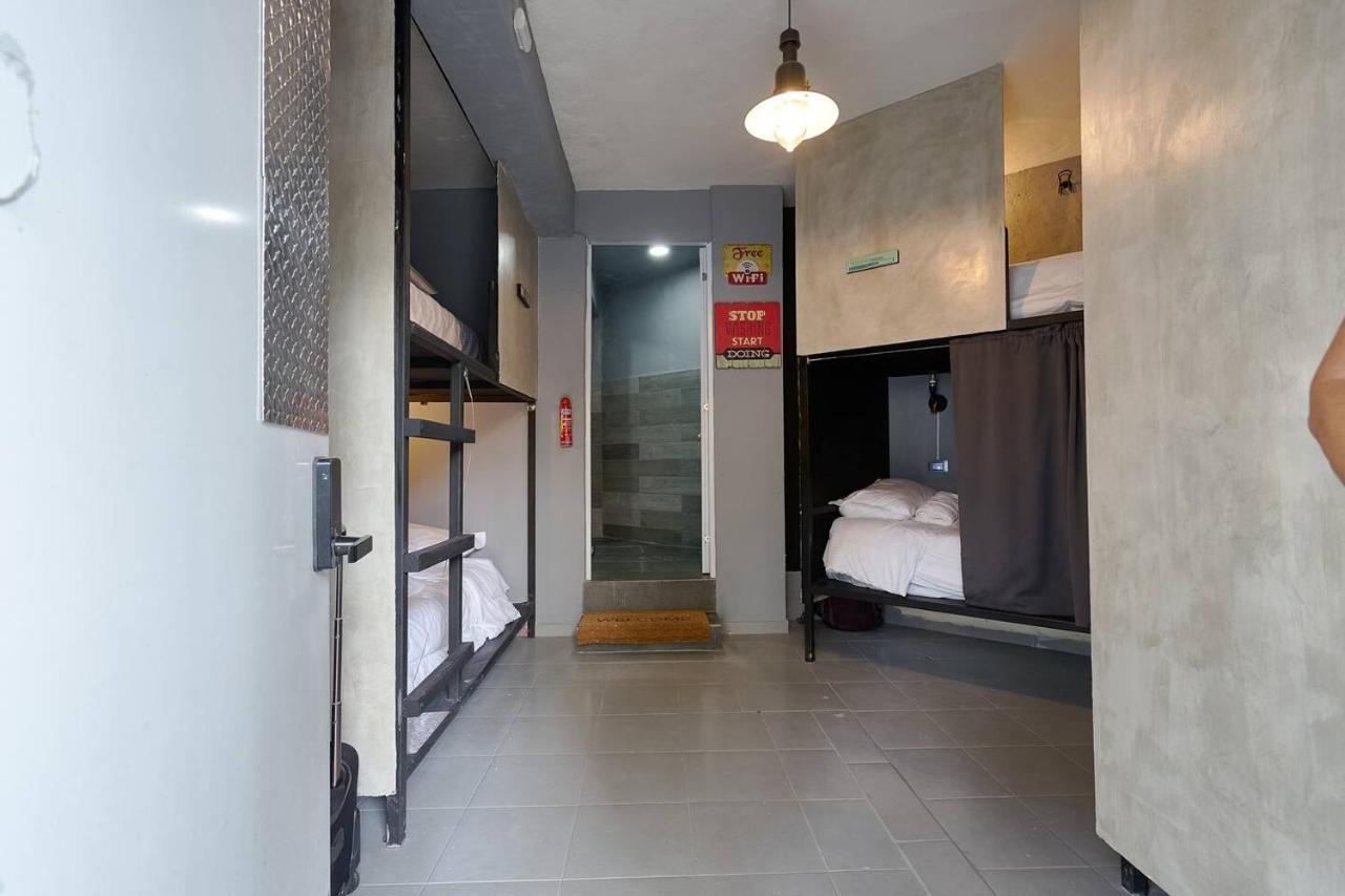 We Hostel And Suites Miraflores By Stand Out Hotels Collection Santo Domingo Exteriör bild